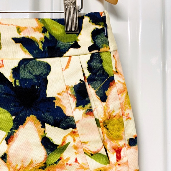 J Crew Floral Chino - Picture 5 of 7